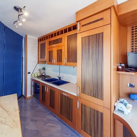 Baia Blu Attico Aurora Holiday home *